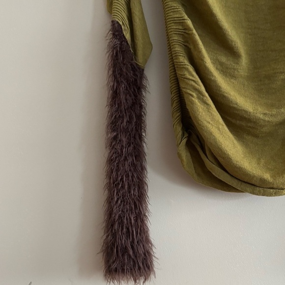 NWOT Vitelli Italy Sz 3 Sz XS Green Cashmere Blend Turtleneck Brown Fluffy Muff - Picture 7 of 10